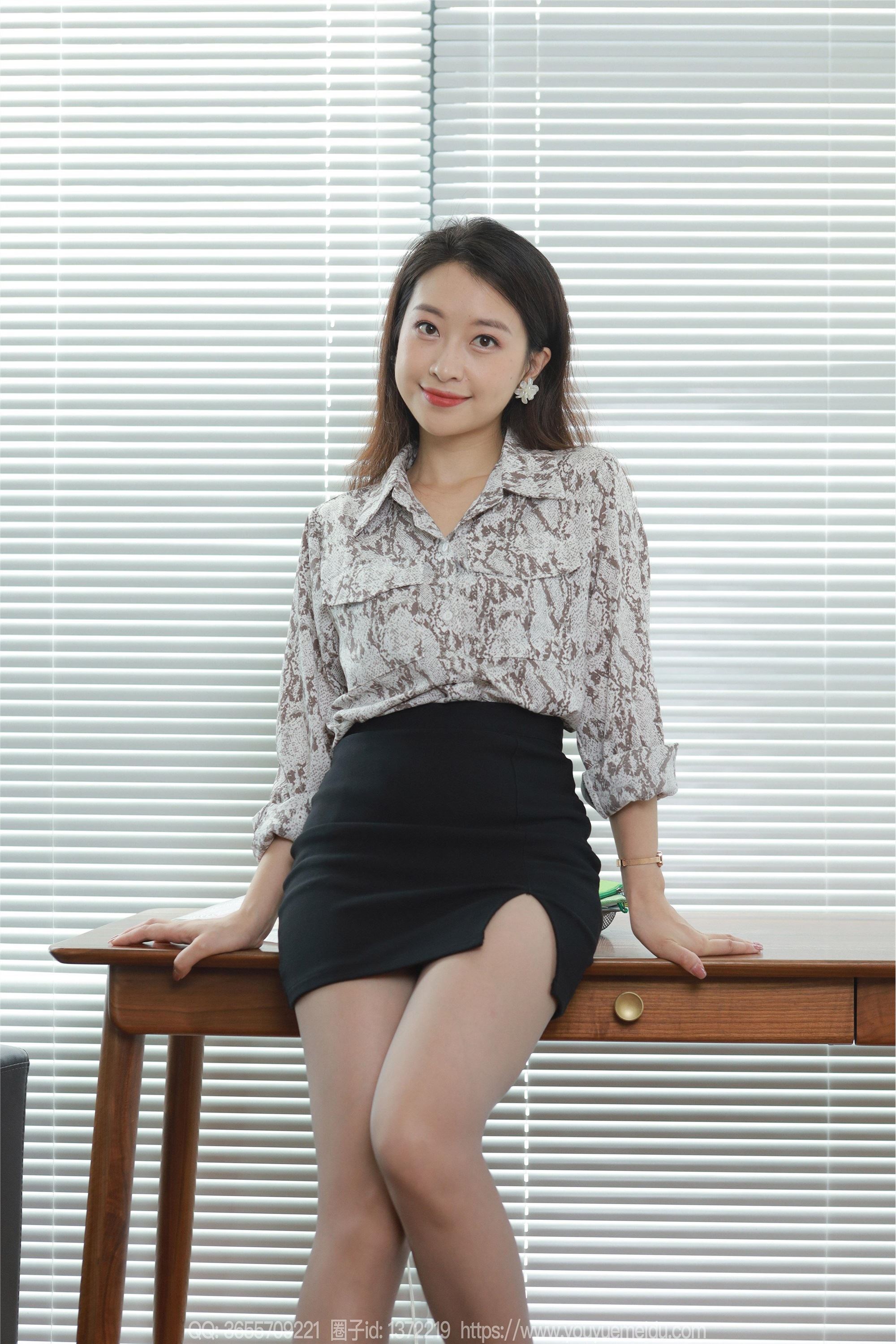 IESS异思趣向  2023.10.09 丝享家 1554 小婕《蟒纹衬衣》